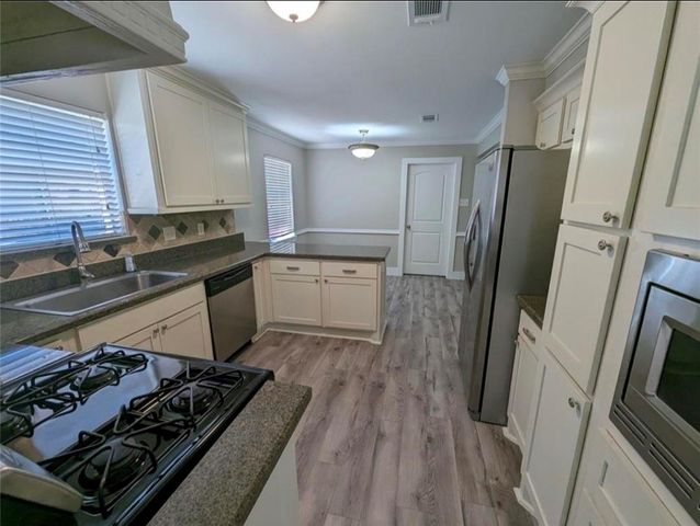 6026 Warm Springs Road, Houston, TX 77035