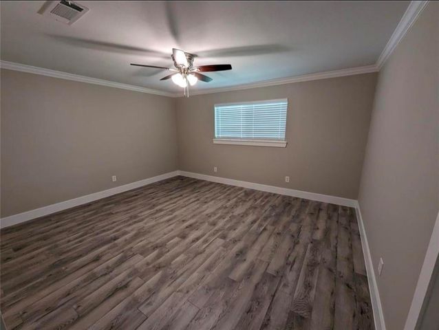6026 Warm Springs Road, Houston, TX 77035