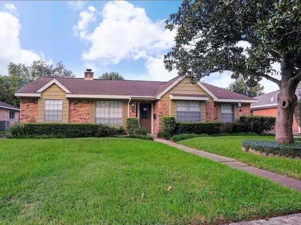 6026 Warm Springs Road, Houston, TX 77035