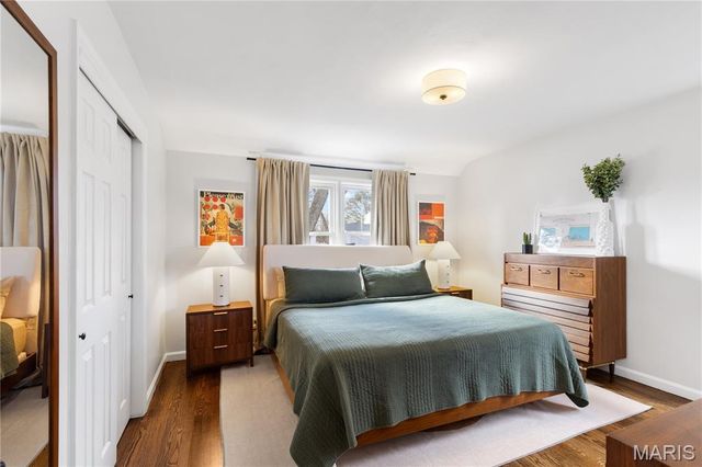 621 Meadowridge Lane, Kirkwood, MO 63122