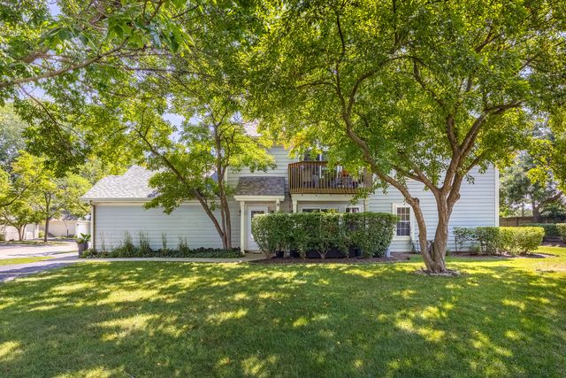 367 W Hamilton Lane, Palatine, IL 60067