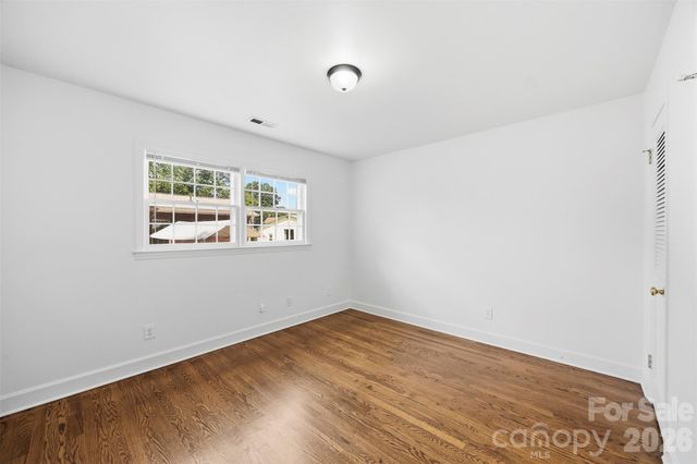 4700 Woodway Place, Charlotte, NC 28208