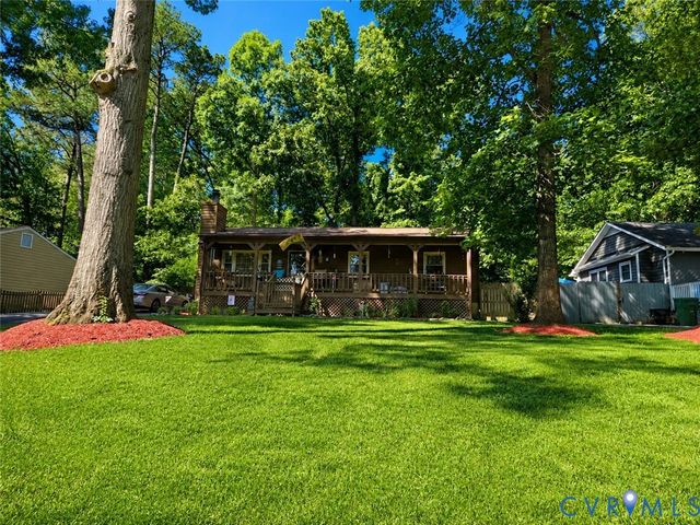 11330 Great Branch Dr, Chester, VA 23831
