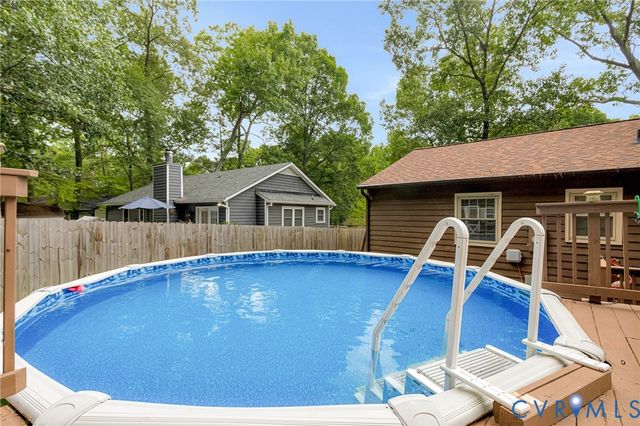 11330 Great Branch Dr, Chester, VA 23831