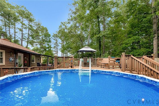 11330 Great Branch Dr, Chester, VA 23831