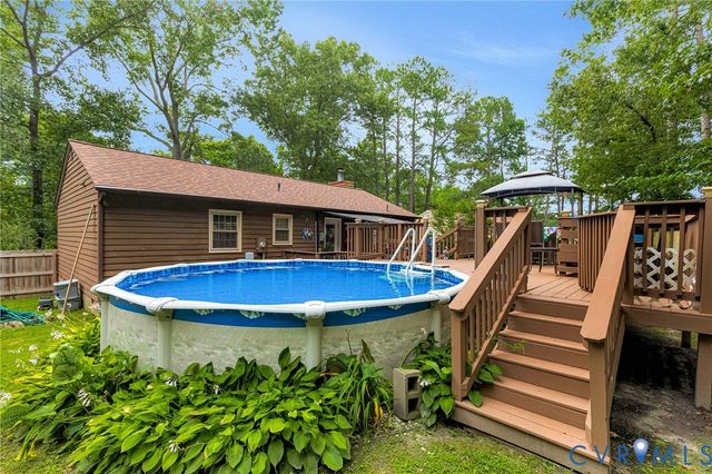 11330 Great Branch Dr, Chester, VA 23831