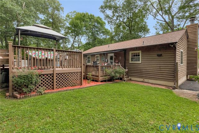 11330 Great Branch Dr, Chester, VA 23831