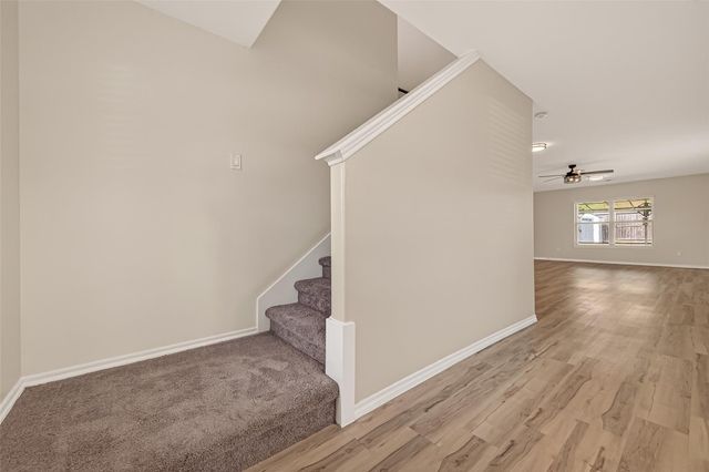 1308 Winding Willow Drive, Pinehurst, TX 77362