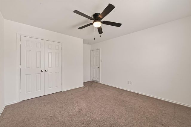 1308 Winding Willow Drive, Pinehurst, TX 77362