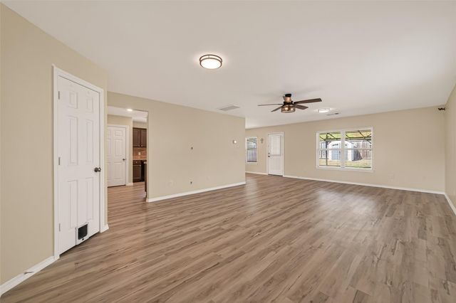 1308 Winding Willow Drive, Pinehurst, TX 77362