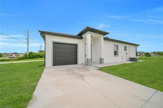 4833-4835 Leonard BLVD S, Lehigh Acres, FL 33973