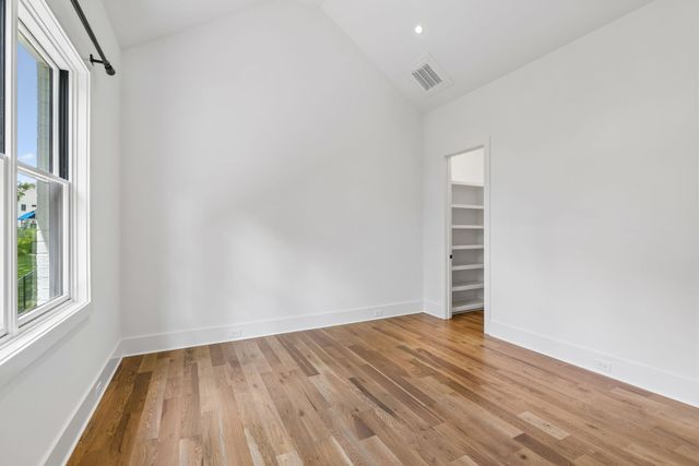 1646 Honeyman Pt, Brentwood, TN 37027