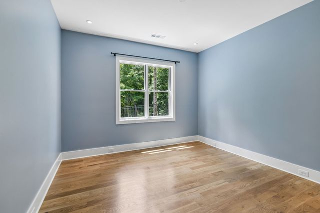 1646 Honeyman Pt, Brentwood, TN 37027