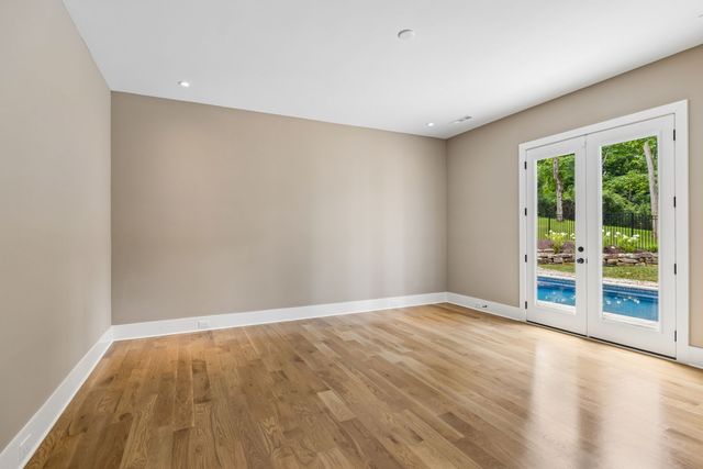 1646 Honeyman Pt, Brentwood, TN 37027