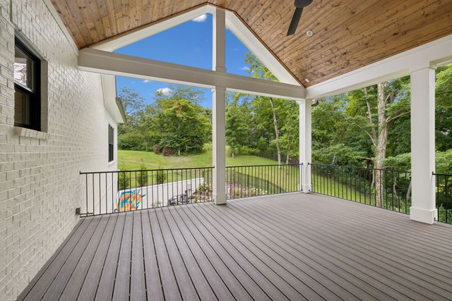 1646 Honeyman Pt, Brentwood, TN 37027