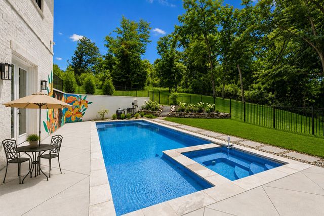 1646 Honeyman Pt, Brentwood, TN 37027
