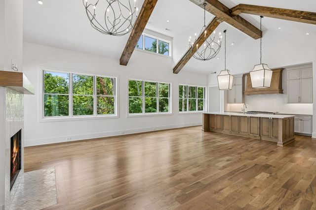 1646 Honeyman Pt, Brentwood, TN 37027