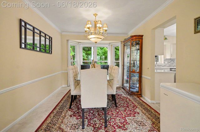 425 Thornridge Court, Rochester Hills, MI 48307