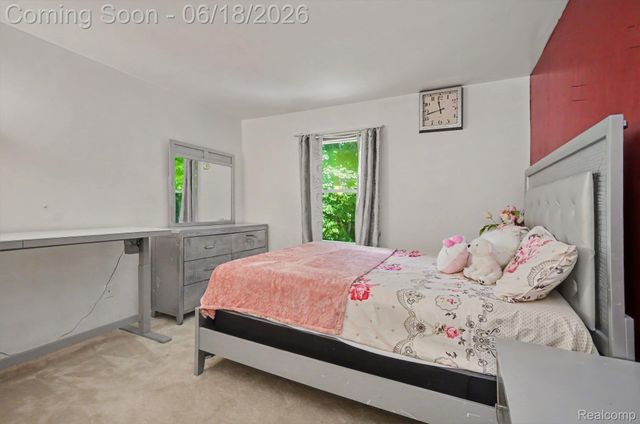 425 Thornridge Court, Rochester Hills, MI 48307