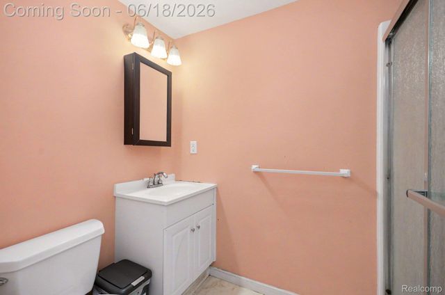 425 Thornridge Court, Rochester Hills, MI 48307