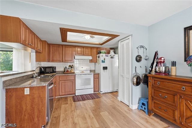 2501 SW 52nd TER, Cape Coral, FL 33914