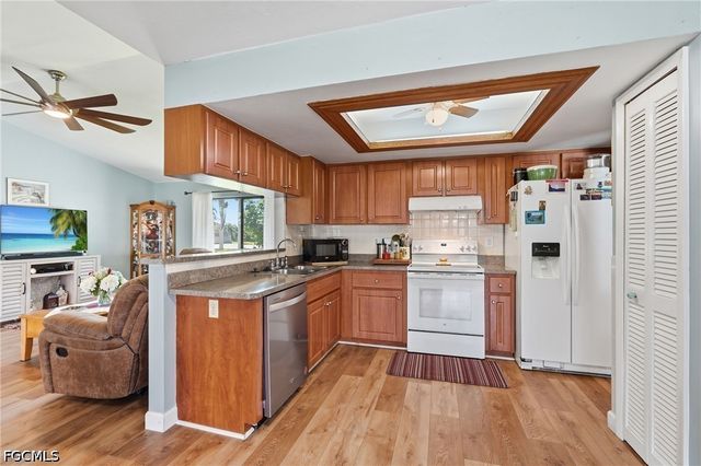 2501 SW 52nd TER, Cape Coral, FL 33914