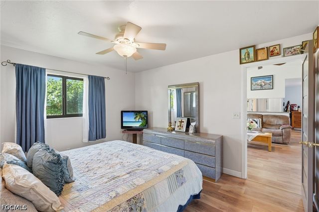 2501 SW 52nd TER, Cape Coral, FL 33914