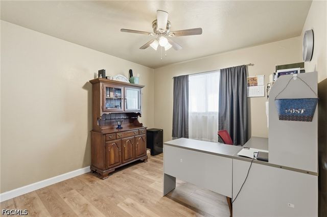 2501 SW 52nd TER, Cape Coral, FL 33914