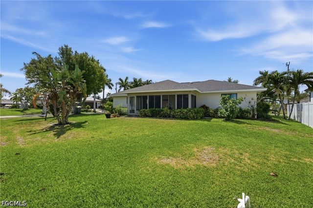 2501 SW 52nd TER, Cape Coral, FL 33914