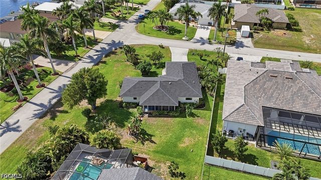 2501 SW 52nd TER, Cape Coral, FL 33914