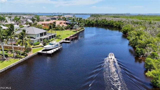 2501 SW 52nd TER, Cape Coral, FL 33914