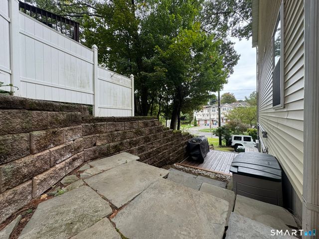 174 Woodland Street 4, Meriden, CT 06451