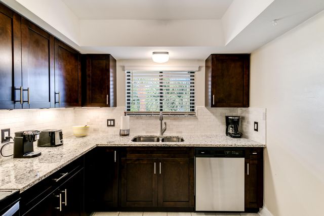 412 S Palmway 6, Lake Worth Beach, FL 33460
