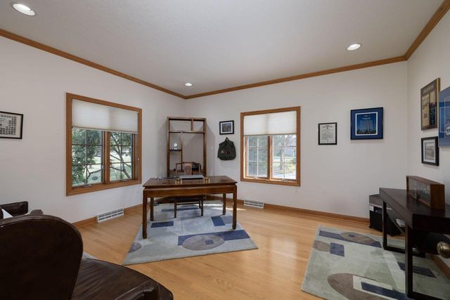 N1583 Meadow Ridge ROAD, La Crosse, WI 54601