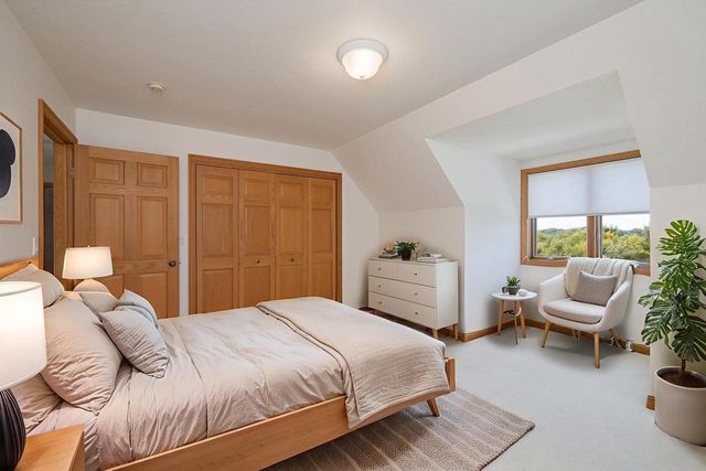 N1583 Meadow Ridge ROAD, La Crosse, WI 54601