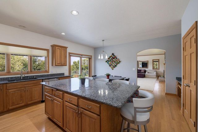 N1583 Meadow Ridge ROAD, La Crosse, WI 54601