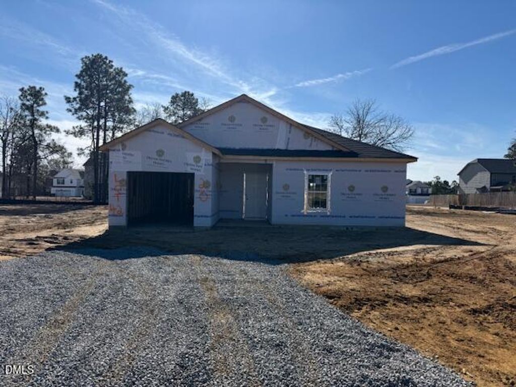 20 Colorado Court, Spring Lake, NC 28390