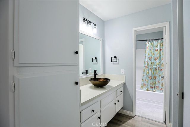 278 147-C8 N Wilshire C8, Anaheim, CA 92801
