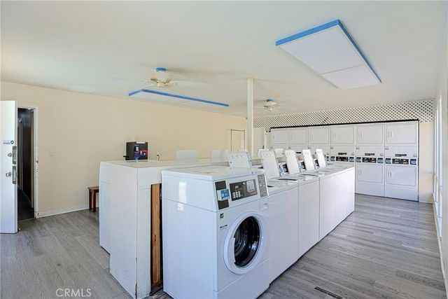278 147-C8 N Wilshire C8, Anaheim, CA 92801