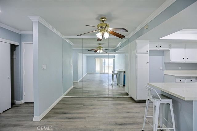 278 147-C8 N Wilshire C8, Anaheim, CA 92801