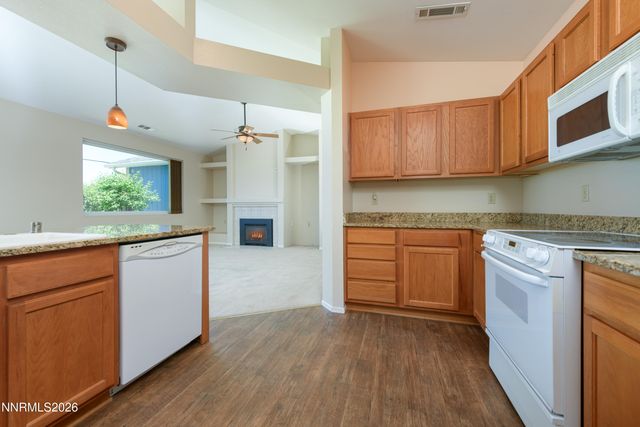 1163 White Oak Loop, Minden, NV 89423