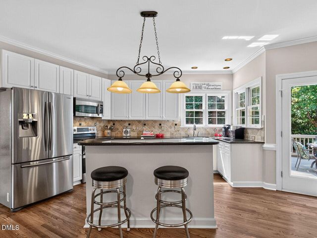 107 Stansbury Court, Cary, NC 27518