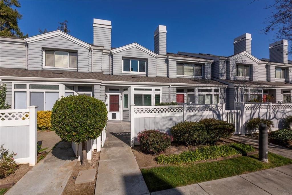 Image 2 of property listing at 3627 Cabernet Vineyards Circle, San Jose, CA 95117