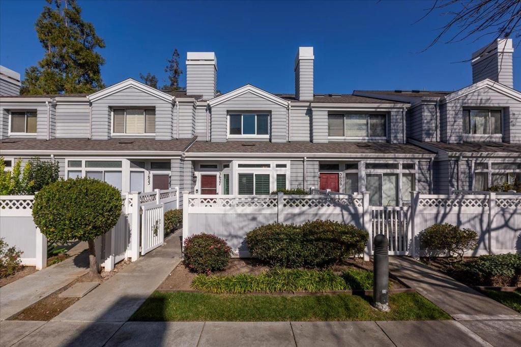 Image 3 of property listing at 3627 Cabernet Vineyards Circle, San Jose, CA 95117