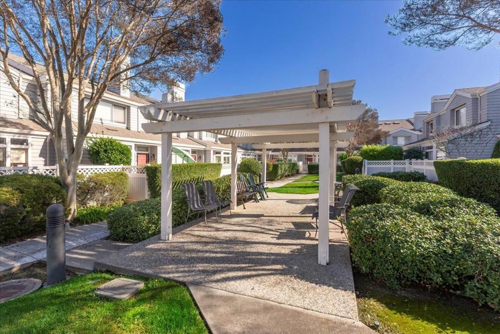 Image 33 of property listing at 3627 Cabernet Vineyards Circle, San Jose, CA 95117