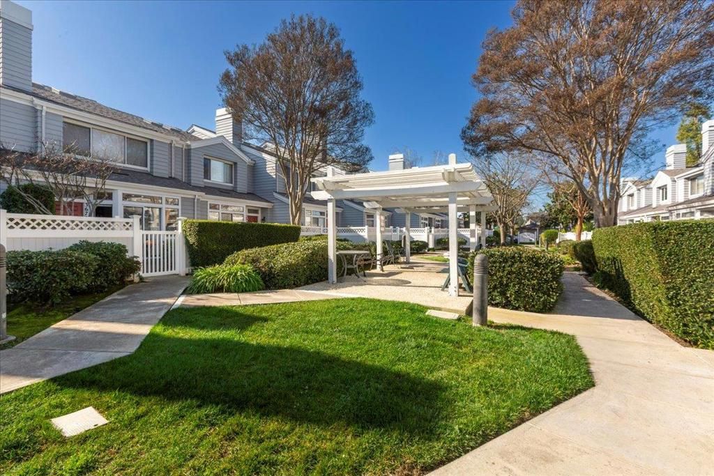 Image 34 of property listing at 3627 Cabernet Vineyards Circle, San Jose, CA 95117