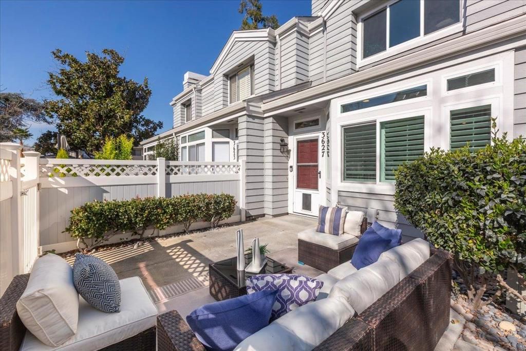 Image 7 of property listing at 3627 Cabernet Vineyards Circle, San Jose, CA 95117