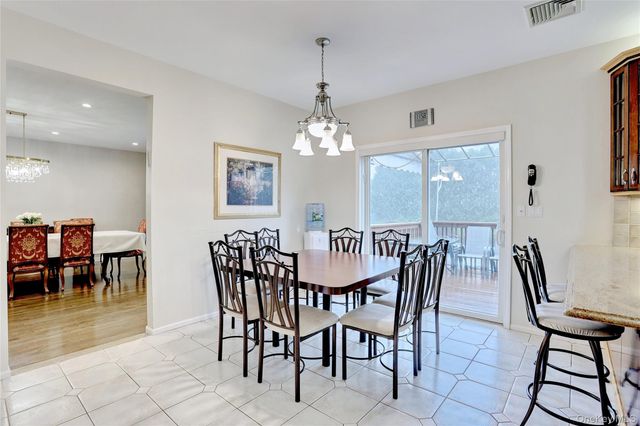 11 Mariner Way, Monsey, NY 10952