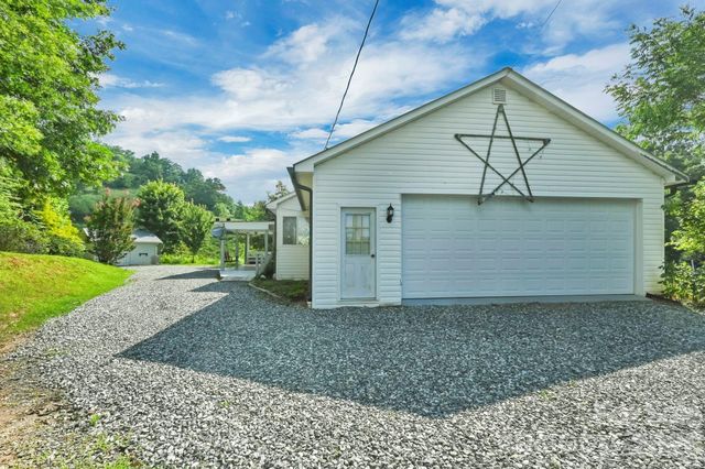 553 Morgan Branch Road, Marshall, NC 28753