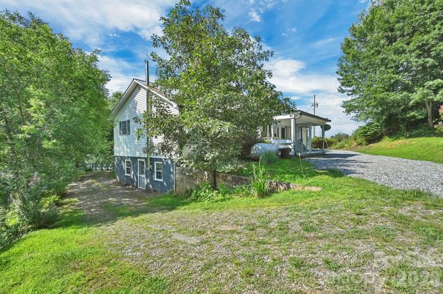 553 Morgan Branch Road, Marshall, NC 28753
